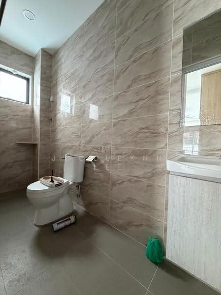 Rumah Berkembar untuk Disewa di Jalan Wee Hein Tze (Tanjung Bungah) - Jocellynn Lee - Bathroom - PropertyGuru.com.my