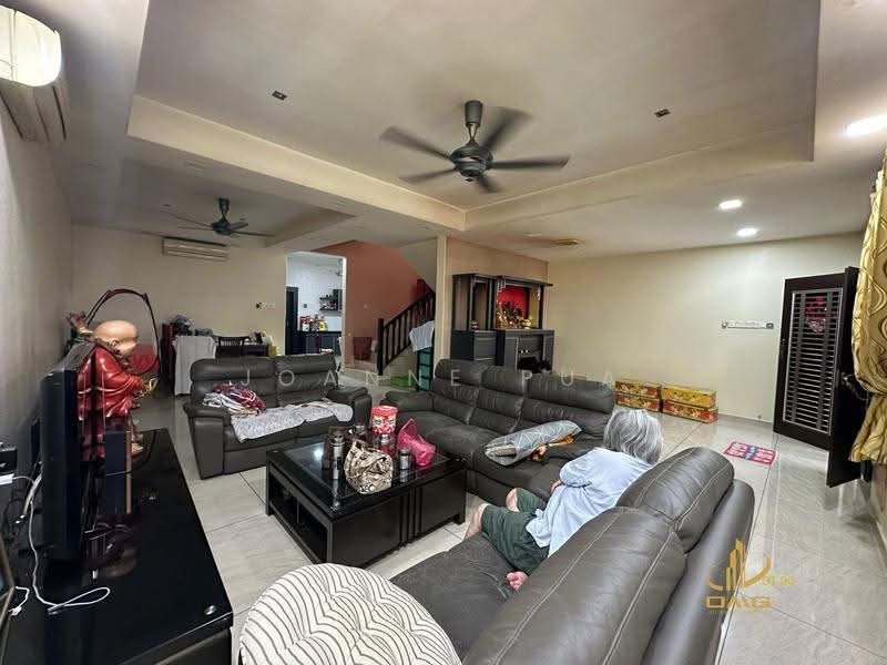 2-storey Terraced House for Sale in Bandar Bukit Tinggi (Klang) - Joanne Pua - Living Room - PropertyGuru.com.my