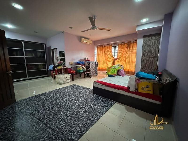 2-storey Terraced House for Sale in Bandar Bukit Tinggi (Klang) - Joanne Pua - Bedroom - PropertyGuru.com.my