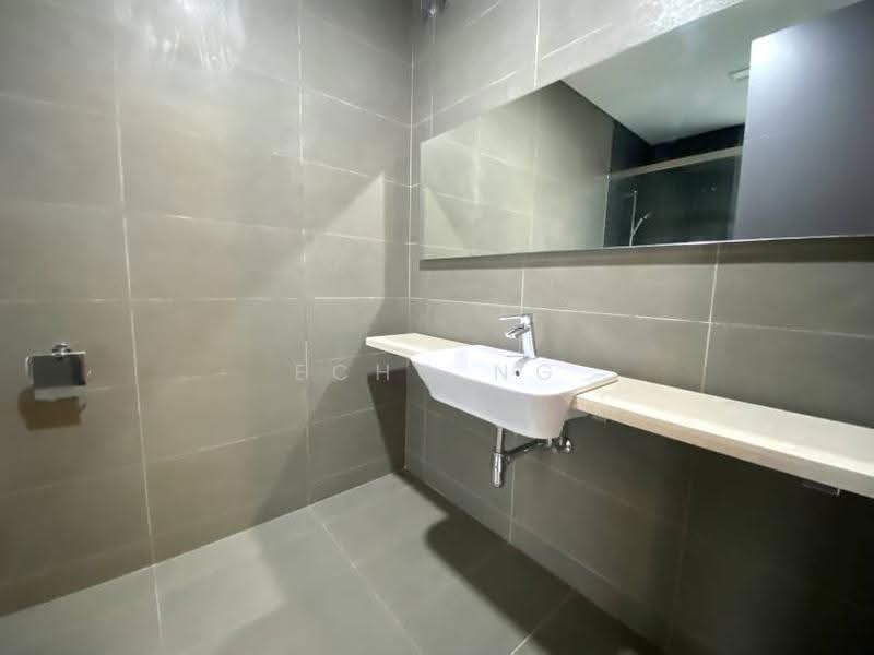 Condominium for Sale at The Breezeway - Echo Ng - Bathroom - PropertyGuru.com.my