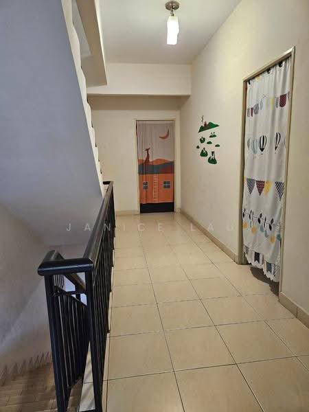 Rumah Teres 3-Tingkat untuk Dijual di Taman Bukit Prima (Cheras) - Janice Lau - Corridor - PropertyGuru.com.my