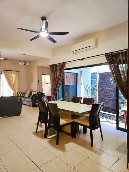 Rumah Teres 3-Tingkat untuk Dijual di Taman Bukit Prima (Cheras) - Janice Lau - Living Room - PropertyGuru.com.my