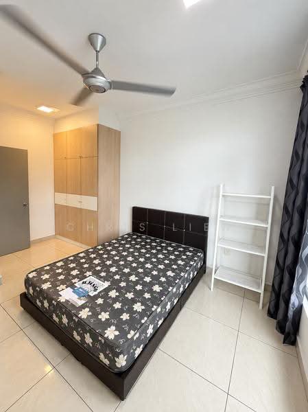 Kediaman Servis untuk Dijual di Pangsapuri Tanah Emas (Golden Sands) - Chris Liew - Bedroom - PropertyGuru.com.my