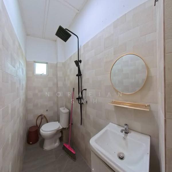 2-storey Terraced House for Sale in Batu Caves (Selangor) - Norafian SMH - PropertyGuru.com.my