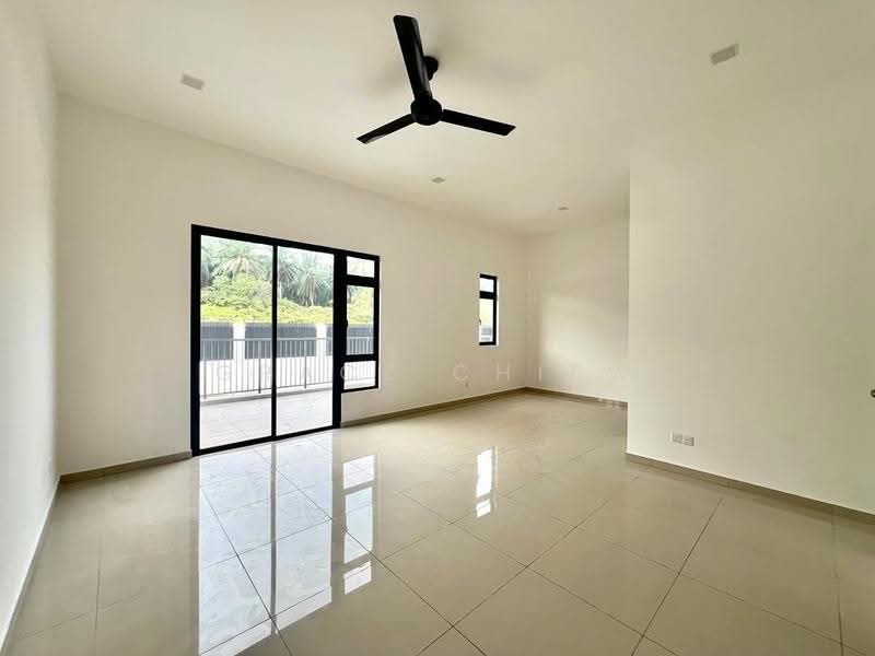 Rumah Teres 2-Tingkat untuk Disewa di Taman Ekoflora (Johor Bahru) - Grace Chiew - Living Room - PropertyGuru.com.my