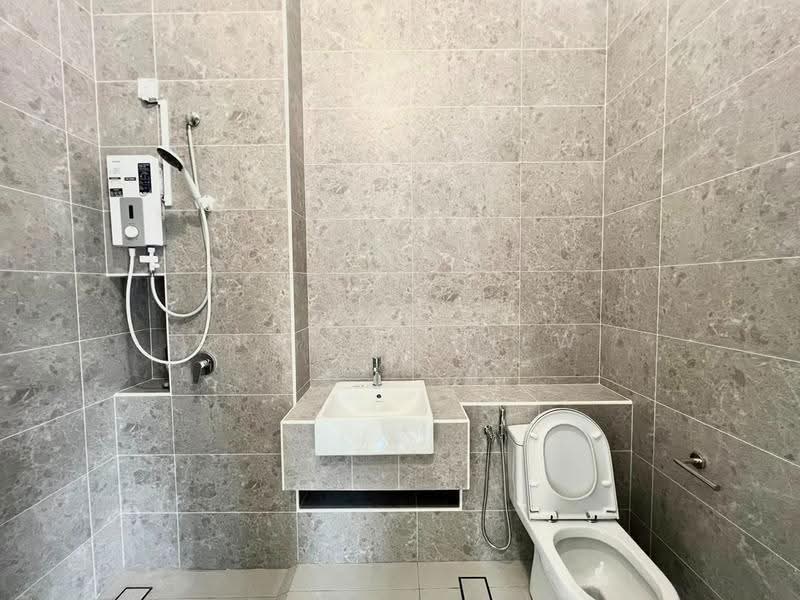 Rumah Teres 2-Tingkat untuk Disewa di Taman Ekoflora (Johor Bahru) - Grace Chiew - Bathroom - PropertyGuru.com.my