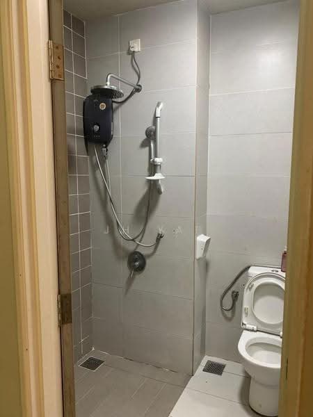Kondominium untuk Disewa di PARC Regency (Residensi Masai) - JH Yap - Bathroom - PropertyGuru.com.my
