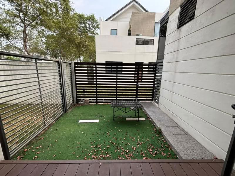 3-storey Terraced House for Rent in Medini (Iskandar Puteri (Nusajaya)) - Grace Chiew - Exterior - PropertyGuru.com.my