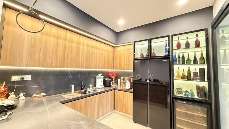 3-storey Terraced House for Sale in Tamansari (Rawang) - Alice Low - Kitchen - PropertyGuru.com.my