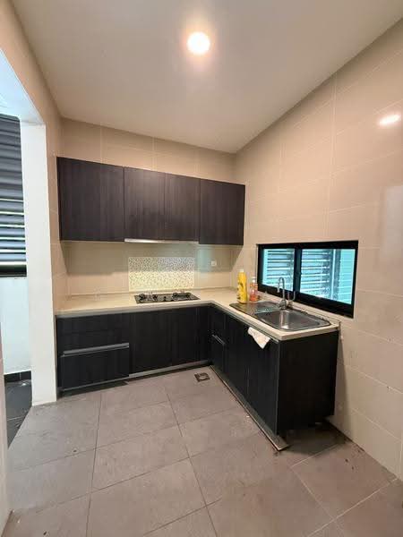 Condominium for Sale at Residensi Ledang - Grace Lau - Kitchen - PropertyGuru.com.my