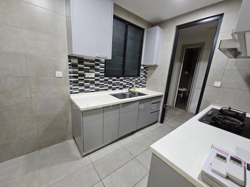 Condominium for Sale at GenKL - Camie Hoo - Kitchen - PropertyGuru.com.my