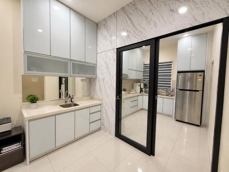 3-storey Terraced House for Sale in Sungai Puyu (Butterworth) - Amanda Lam - Kitchen - PropertyGuru.com.my