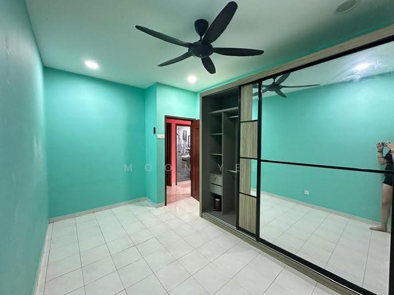 Pangsapuri untuk Disewa di Pangsapuri Angsana - Moon Yee - Bedroom - PropertyGuru.com.my