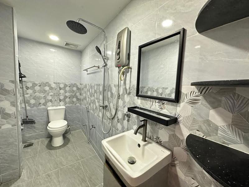 Pangsapuri untuk Disewa di Pangsapuri Angsana - Moon Yee - Bathroom - PropertyGuru.com.my