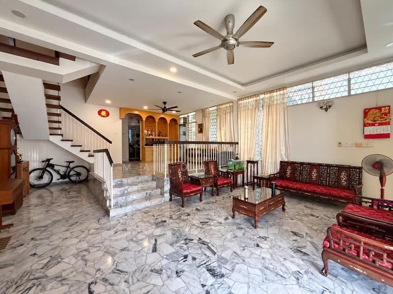 Semi-Detached House for Sale in Gurney Drive (Penang) - Amanda Lam - Living Room - PropertyGuru.com.my