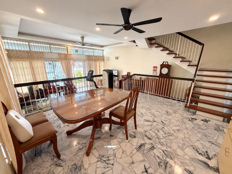 Semi-Detached House for Sale in Gurney Drive (Penang) - Amanda Lam - Dining Room - PropertyGuru.com.my