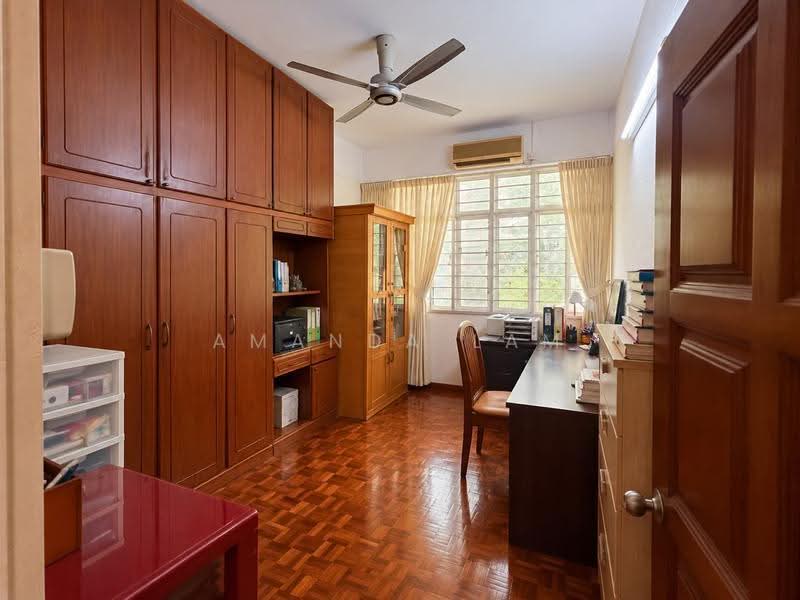 Semi-Detached House for Sale in Gurney Drive (Penang) - Amanda Lam - Study - PropertyGuru.com.my