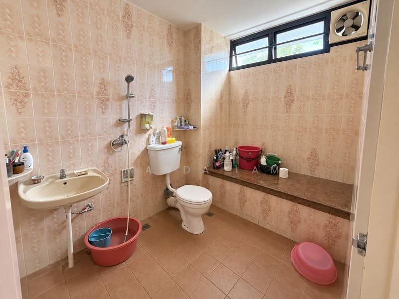 Semi-Detached House for Sale in Gurney Drive (Penang) - Amanda Lam - Bathroom - PropertyGuru.com.my
