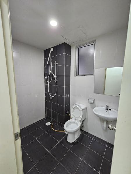 Service Residence for Rent at Maxim Residences - Kah Hing - Bathroom - PropertyGuru.com.my
