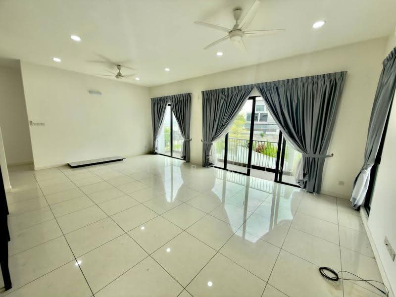 Semi-Detached House for Sale in Sungai Long (Bandar Sungai Long) - Azli Ibrahim - Living Room - PropertyGuru.com.my