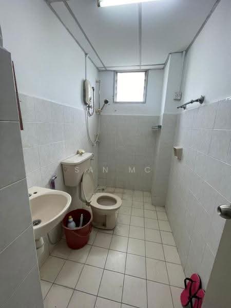 Condominium for Rent at Garden Park - San MC - Bathroom - PropertyGuru.com.my
