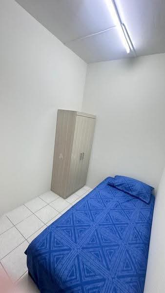 Pangsapuri untuk Disewa di Sri Dahlia - San MC - Bedroom - PropertyGuru.com.my