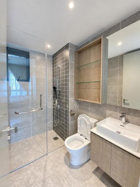 Service Residence for Rent at Millerz Square Serviced Residence - Lawrence Law - Bathroom - PropertyGuru.com.my