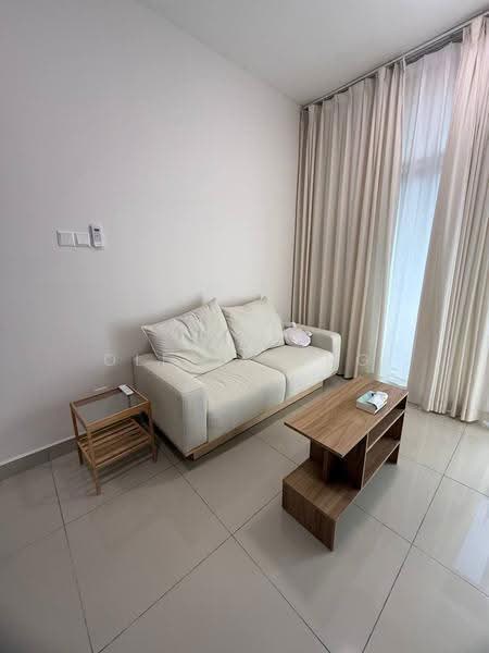 Kediaman Servis untuk Disewa di TRELLIS RESIDENCES - Olivia Ong - Living Room - PropertyGuru.com.my