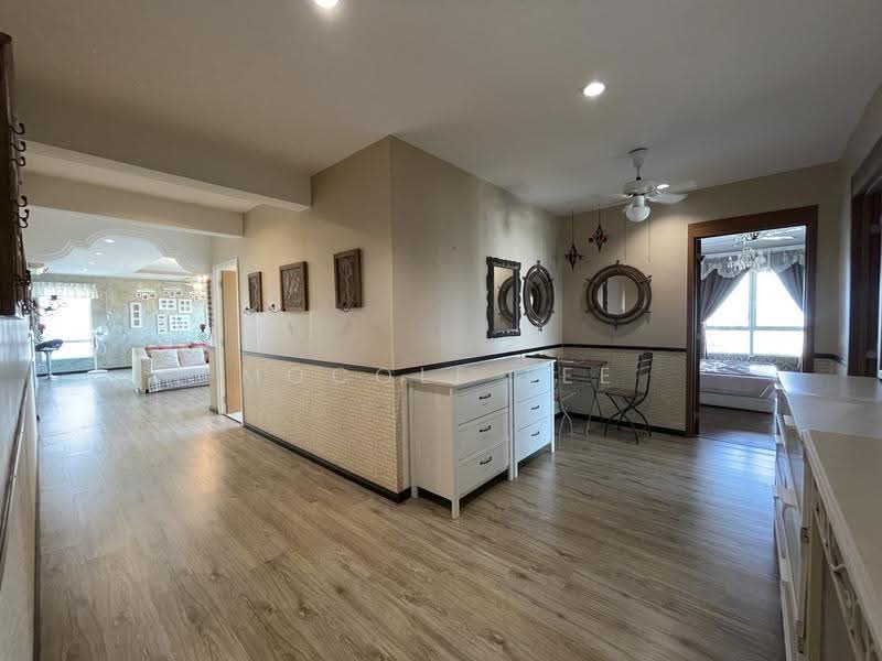 Condominium for Sale at Central Park condominium - Mocole Lee - Living Room - PropertyGuru.com.my