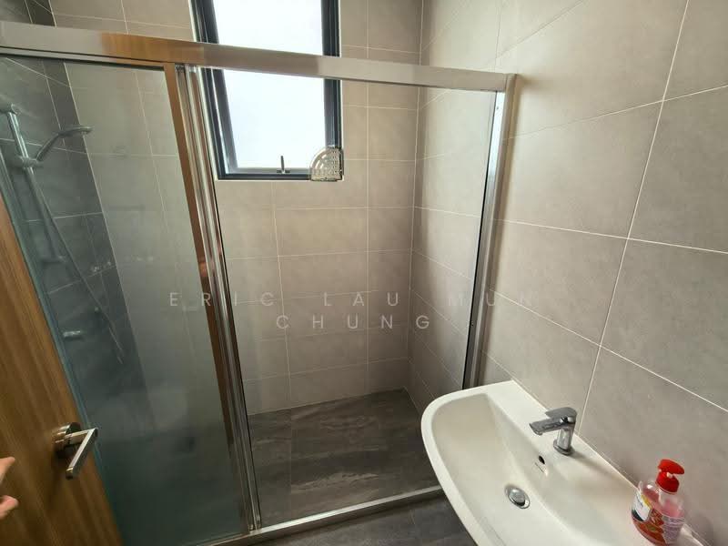 3-storey Terraced House for Rent in Taman Puchong Legenda (Puchong) - Eric Lau Mun Chung - PropertyGuru.com.my