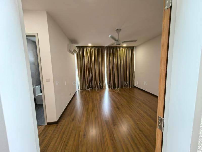 3-storey Terraced House for Rent in Taman Puchong Legenda (Puchong) - Eric Lau Mun Chung - PropertyGuru.com.my