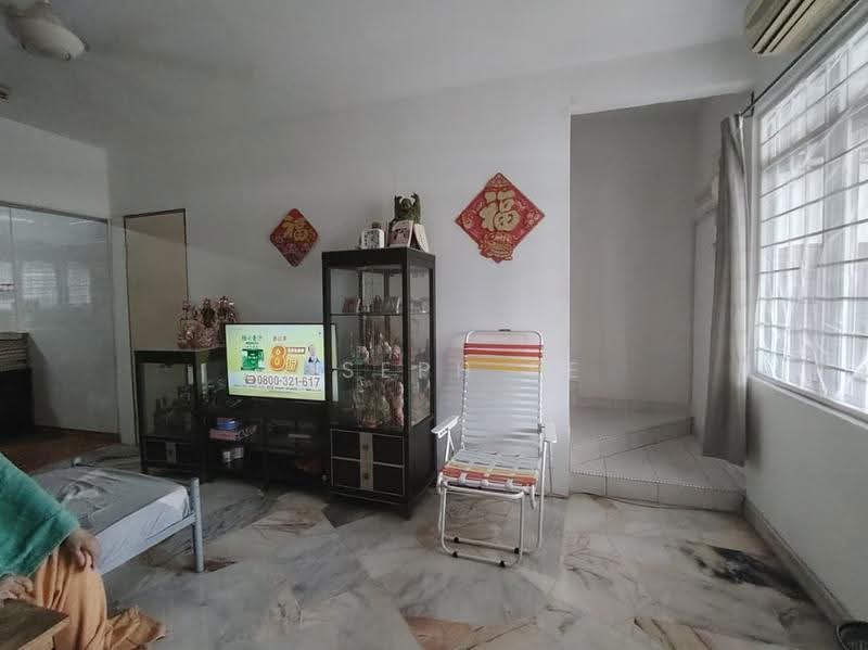 2-storey Terraced House for Sale in Taman Bukit Desa (Kepong) - Joseph Ee - Living Room - PropertyGuru.com.my