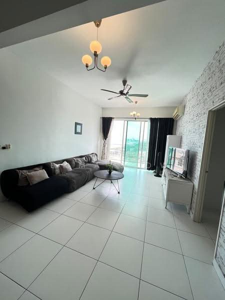 Kondominium untuk Disewa di Elit Heights @ Bayan City - Emma Seow - Living Room - PropertyGuru.com.my