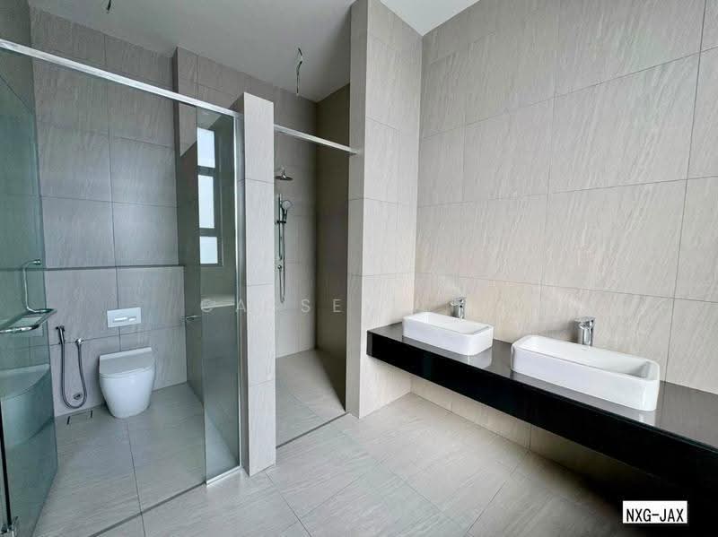 Bungalow House for Sale in Setia Alam (Selangor) - Cassey Lim - Bathroom - PropertyGuru.com.my
