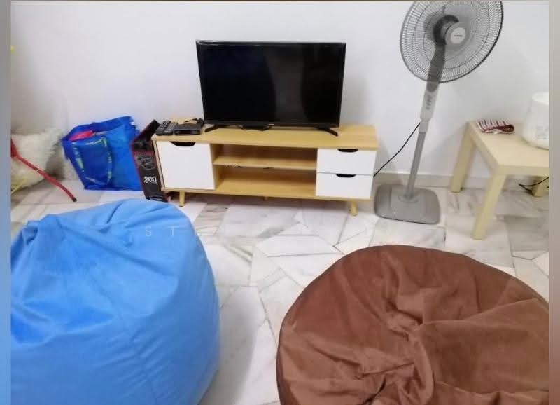 Apartment for Sale at Pangsapuri Lagoon Perdana - Stephen Lim - Living Room - PropertyGuru.com.my