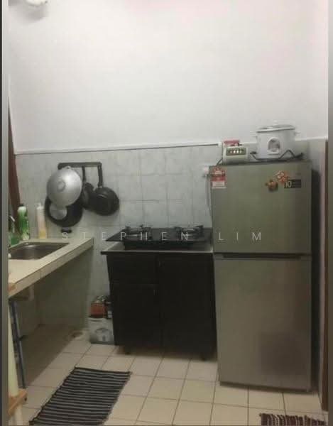 Apartment for Sale at Pangsapuri Lagoon Perdana - Stephen Lim - Kitchen - PropertyGuru.com.my