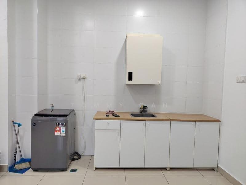 Kediaman Servis untuk Disewa di BM City Suites @ BM City Mall - Tommy Gan - Interior - PropertyGuru.com.my