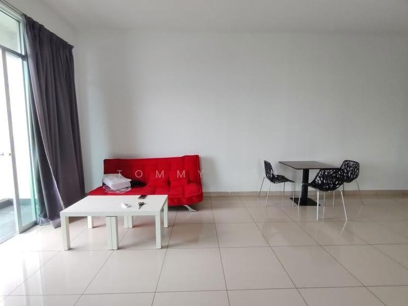 Kediaman Servis untuk Disewa di BM City Suites @ BM City Mall - Tommy Gan - Living Room - PropertyGuru.com.my