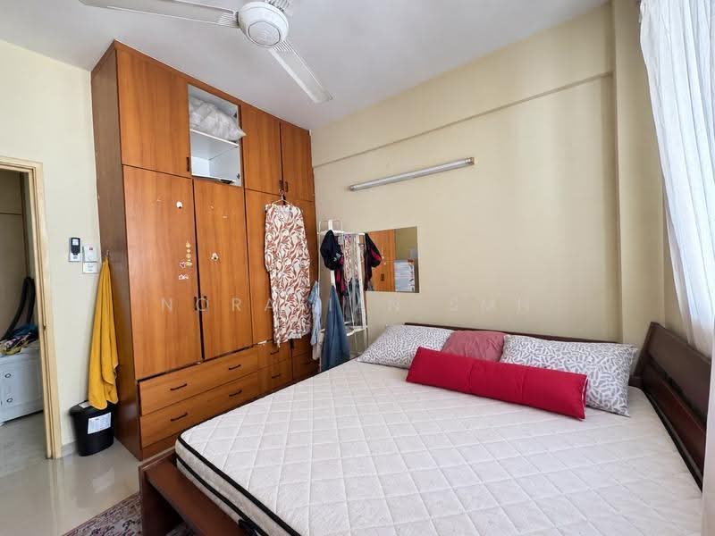 Condominium for Sale at Gurney Heights - Norafian SMH - Bedroom - PropertyGuru.com.my
