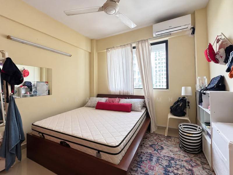 Condominium for Sale at Gurney Heights - Norafian SMH - Bedroom - PropertyGuru.com.my