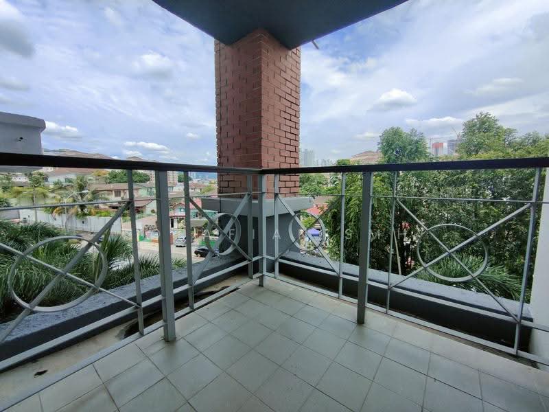 Condominium for Sale at Gurney Heights - Norafian SMH - Balcony - PropertyGuru.com.my