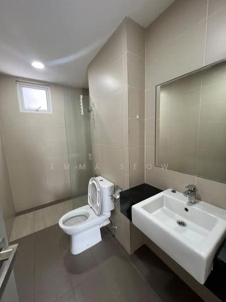 Kondominium untuk Disewa di Tropicana Bay Residences - Emma Seow - Bathroom - PropertyGuru.com.my