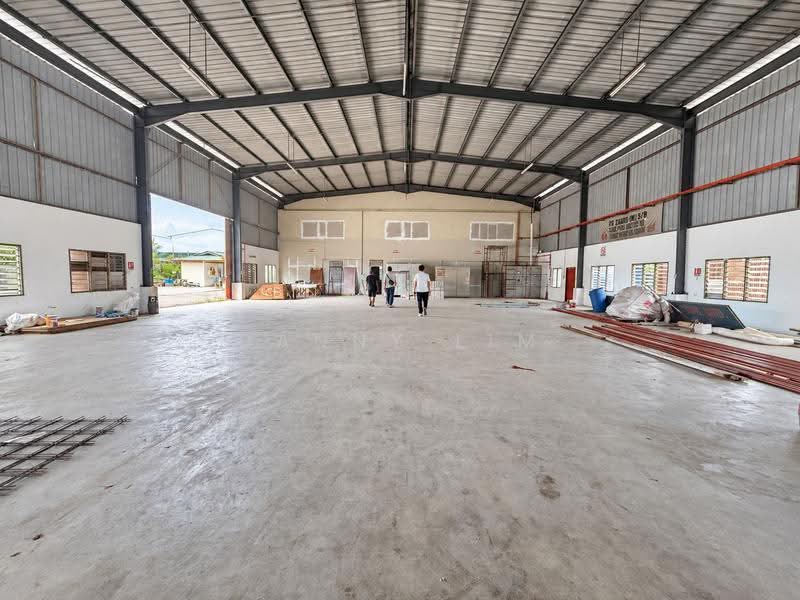Warehouse for Rent in Kawasan Perindustrian Pengkalan (Lahat) - Danny Lim - Interior - PropertyGuru.com.my