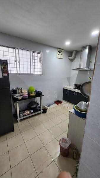 2-storey Terraced House for Sale in Puchong (Selangor) - Janice CC Tan - Kitchen - PropertyGuru.com.my