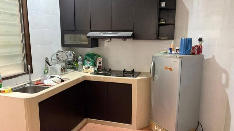 1-storey Terraced House for Sale in Taman Daya (Johor Bahru) - Steven Ngoi - Kitchen - PropertyGuru.com.my