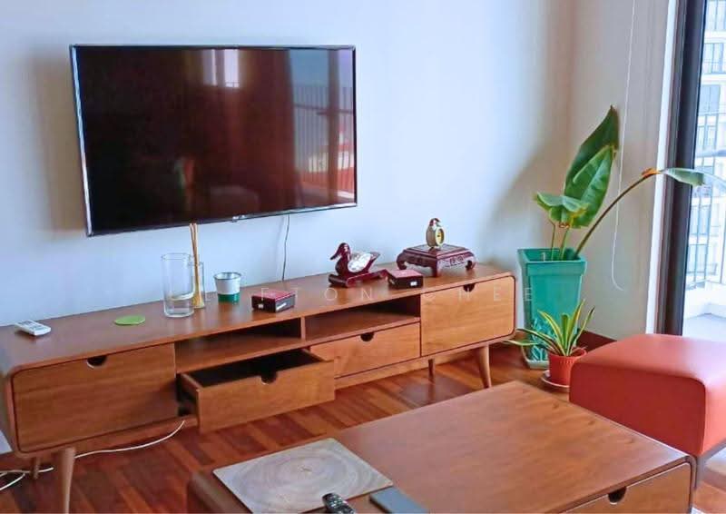 Kediaman Servis untuk Dijual di The Tamarind - Clifton Chee - Living Room - PropertyGuru.com.my