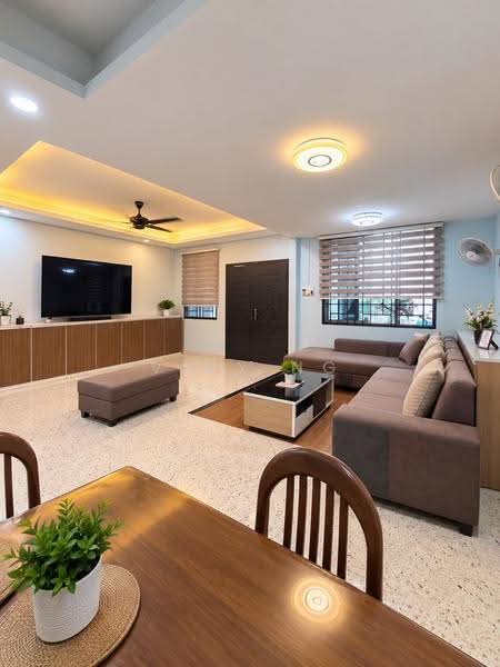 2-storey Terraced House for Sale in Taman Molek (Johor Bahru) - Vivy Ng - PropertyGuru.com.my