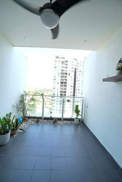 Kondominium untuk Dijual di Zen Residence @ Asplenium Condominium - Joyce Low - Balcony - PropertyGuru.com.my
