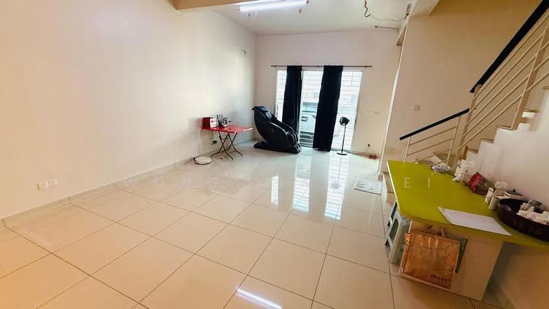 2-storey Terraced House for Sale in Petaling Jaya (Selangor) - Kwong Xiao Wei - Living Room - PropertyGuru.com.my