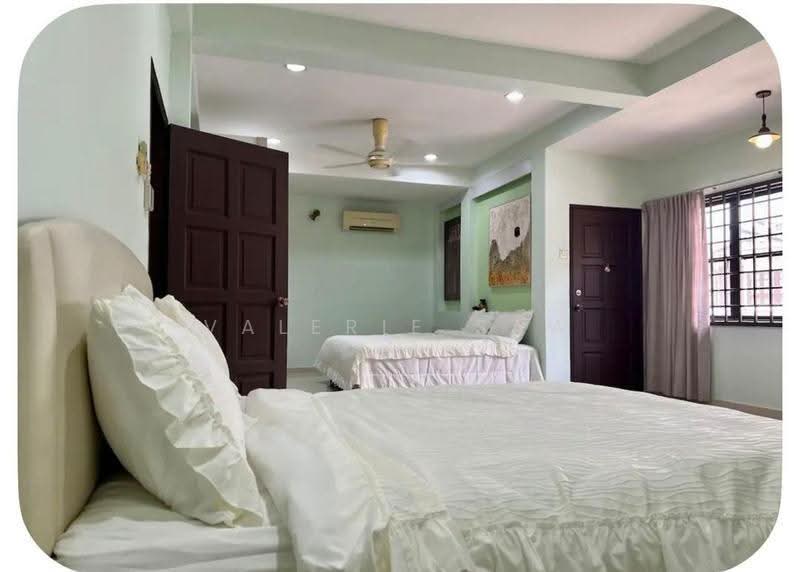 Rumah Berkembar untuk Disewa di Kampung Mohd Amin (Johor Bahru) - Valerie Saw - Bedroom - PropertyGuru.com.my